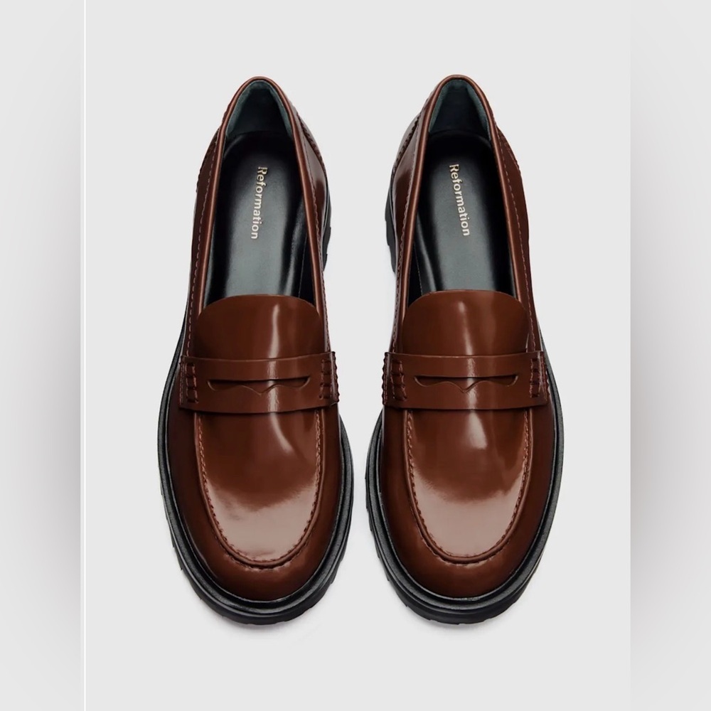 🖤 Reformation Agathea Chunky Loafer 🖤